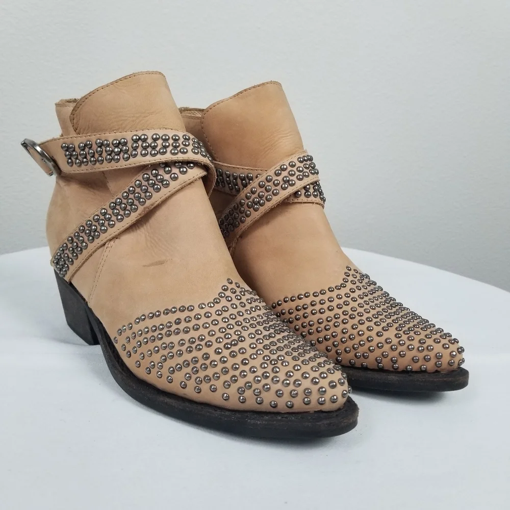 Jeffrey Campbell Free People Western Studded Dodge Tan Rockabilly Ankle Boots 9 - Picture 5 of 16